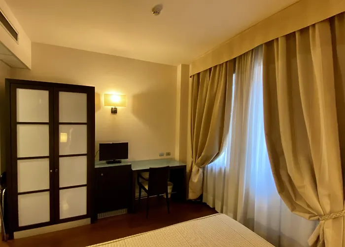 Kristall Hotel Corsico