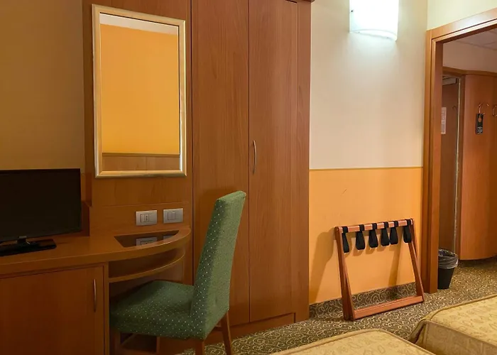 Hotel Kristall Corsico